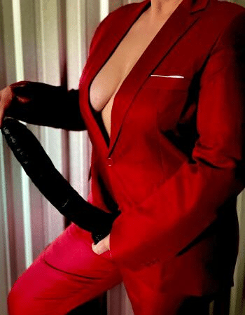 BDSM / Fetish Provider - Mistress Vale touring to Canberra