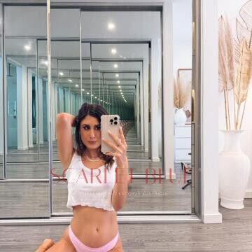 Selfie Pics from Jazmine Moore - Private Escort Sydney