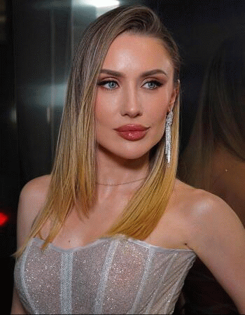 Wollongong independent private  escort - Arina High Style