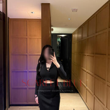 Selfie Pics from Lily Nora - Private Escort Singapore