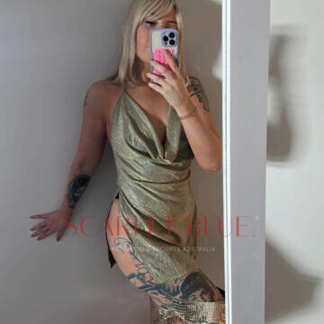 Selfie Pics from Hannah Williams - Private Escort Brisbane