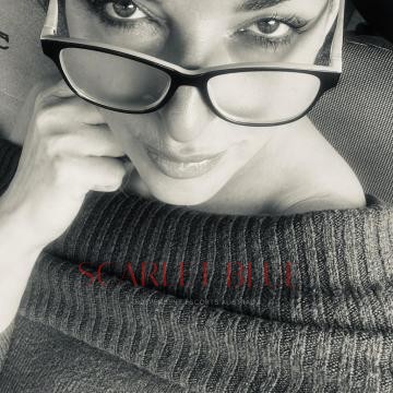 Selfie Pics from Alexis London - Private Escort Melbourne