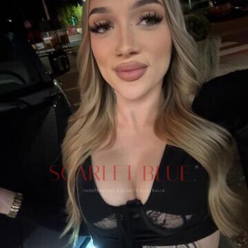 Selfie Pics from Amari Jade - Private Escort Brisbane