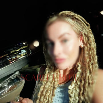 Selfie Pics from Louella York - Private Escort Melbourne