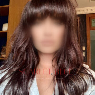 Selfie Pics from Miss Hunter - Private Escort Melbourne