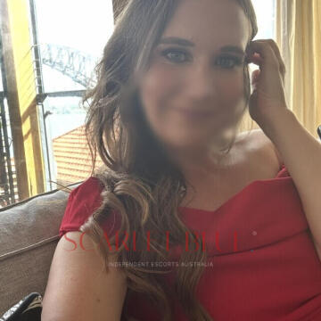 Selfie Pics from Bella Banks - Private Escort Sydney