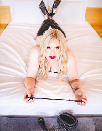 Private escort - Lilly Rider is touring to Hobart by invitation