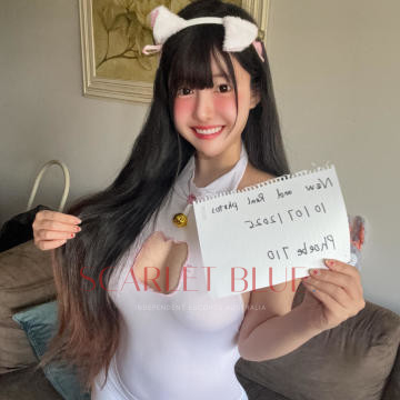 Selfie Pics from Phoebe Pp - Private Escort Canberra