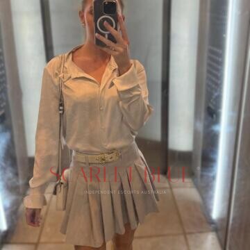 Selfie Pics from Sophia Grace X - Private Escort Gold Coast