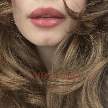 Selfie Pics from Louise Moore - Private Escort Melbourne