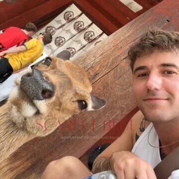 Selfie Pics from Will Rivers - Private Escort Melbourne