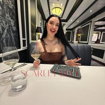 Selfie Pics from Amity Addams - Private Escort Brisbane