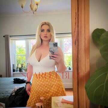 Selfie Pics from Sara Fennic - Private Escort Melbourne