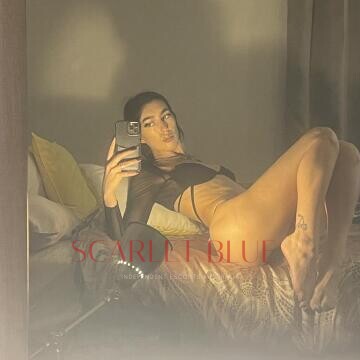 Selfie Pics from Cherry Silk - Private Escort Brisbane