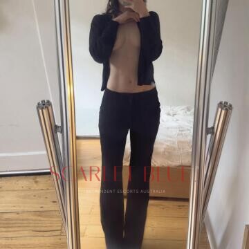 Selfie Pics from Nina O - Private Escort Melbourne