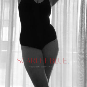 Selfie Pics from Valerie Vaccari - Private Escort Canberra