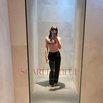 Selfie Pics from Nina O - Private Escort Melbourne