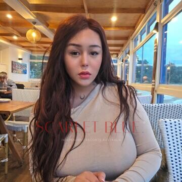 Selfie Pics from Filipina Japanese Yuki - Private Escort Touring