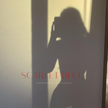 Selfie Pics from Cherry Silk - Private Escort Brisbane