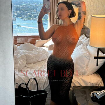 Selfie Pics from Nicole M - Private Escort Newcastle