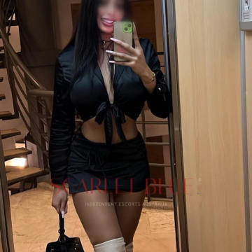 Selfie Pics from Samantha Luxury - Private Escort Sydney