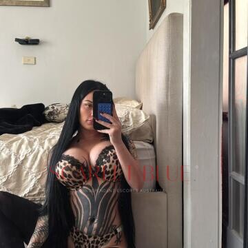 Selfie Pics from Chloe Woods - Private Escort Melbourne