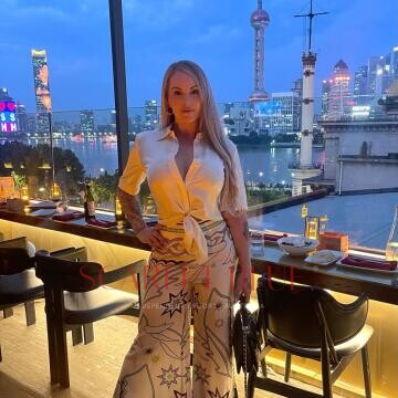 Selfie Pics from Whitney York - Private Escort Melbourne