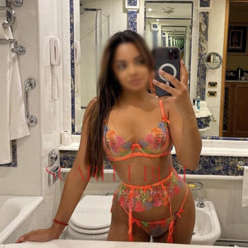 Selfie Pics from Victoria Reis - Private Escort Melbourne