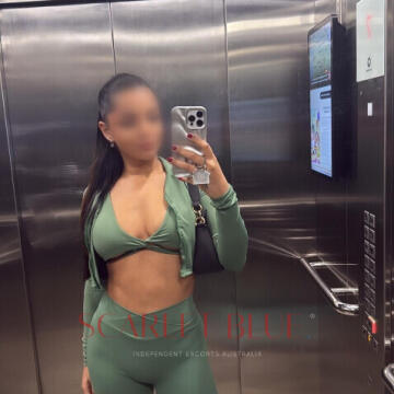 Selfie Pics from Victoria Reis - Private Escort Melbourne