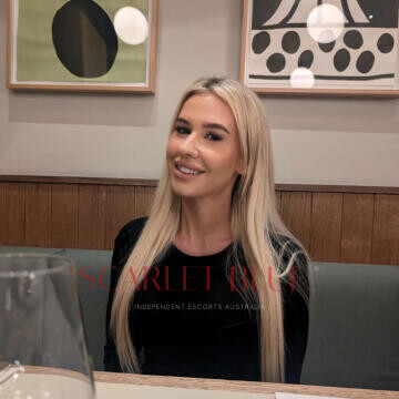 Selfie Pics from Crystal Carter X - Private Escort Melbourne