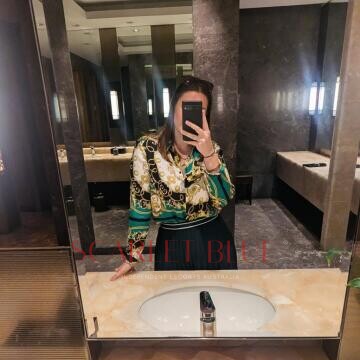 Selfie Pics from Khloé Roy - Private Escort Hong Kong