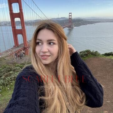 Selfie Pics from Anna Diamond - Private Escort Touring