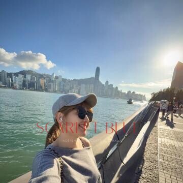 Selfie Pics from Meilin Huan - Private Escort Touring