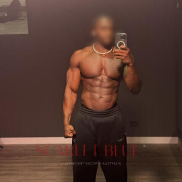 Selfie Pics from Simone Black - Private Escort Melbourne