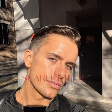 Selfie Pics from Chase Rey - Private Escort Sydney