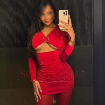 Selfie Pics from Victoria Reis - Private Escort Melbourne
