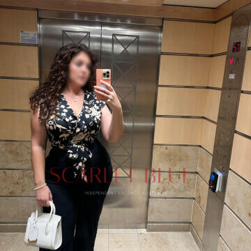 Selfie Pics from Samira Nour - Private Escort Melbourne