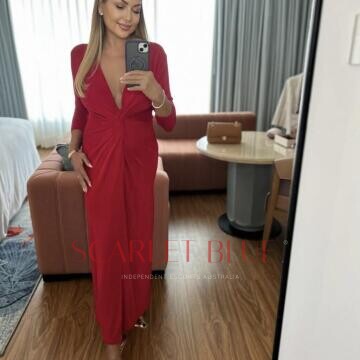 Selfie Pics from Ava Green - Private Escort Touring