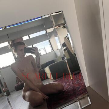 Selfie Pics from Zoe Reed - Private Escort Melbourne