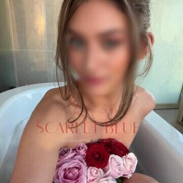 Selfie Pics from Piper Lovell - Private Escort Melbourne
