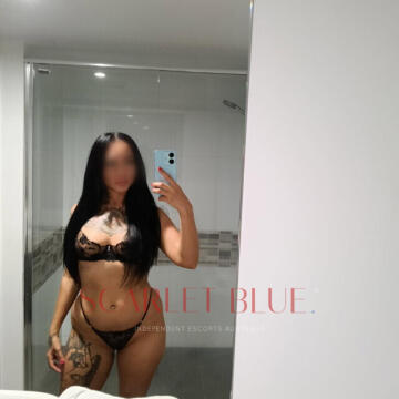 Selfie Pics from Aspen Adams - Private Escort Gold Coast