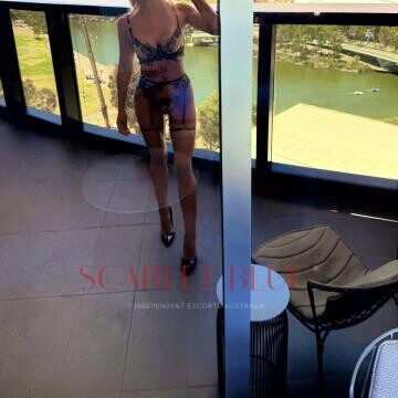 Selfie Pics from Isabella Private - Private Escort Sydney