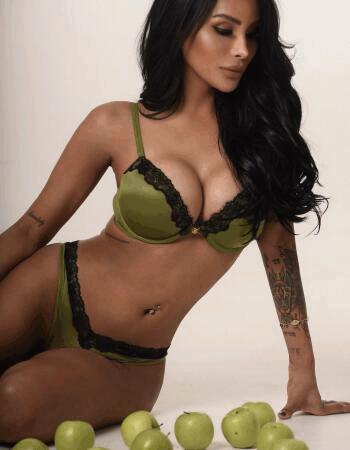 Private escort - Tremendous Selina Quintanilla touring to Notting Hill 16th January - 31st January