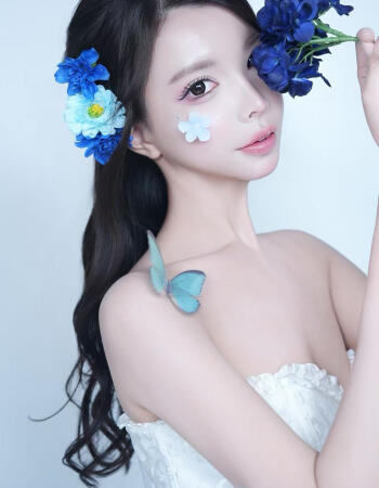 Warwick independent private  escort - Emigem