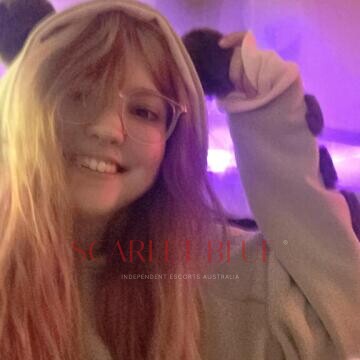 Selfie Pics from Wren Valentine - Private Escort Melbourne