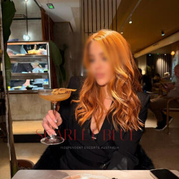 Selfie Pics from Elena De Armas - Private Escort Sydney