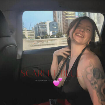 Selfie Pics from Emily Summers - Private Escort Brisbane