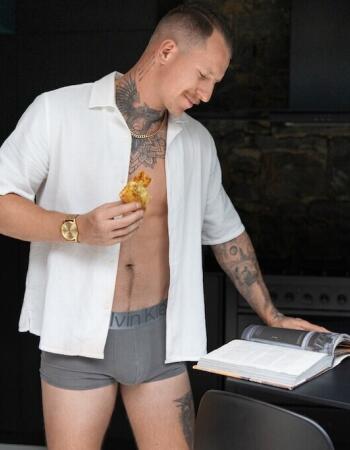 Melbourne Straight male escort - Max Sterling