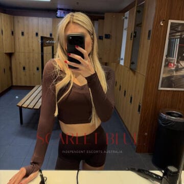 Selfie Pics from Anya R - Private Escort Sydney