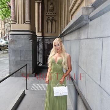 Selfie Pics from Serena Carter - Private Escort Melbourne